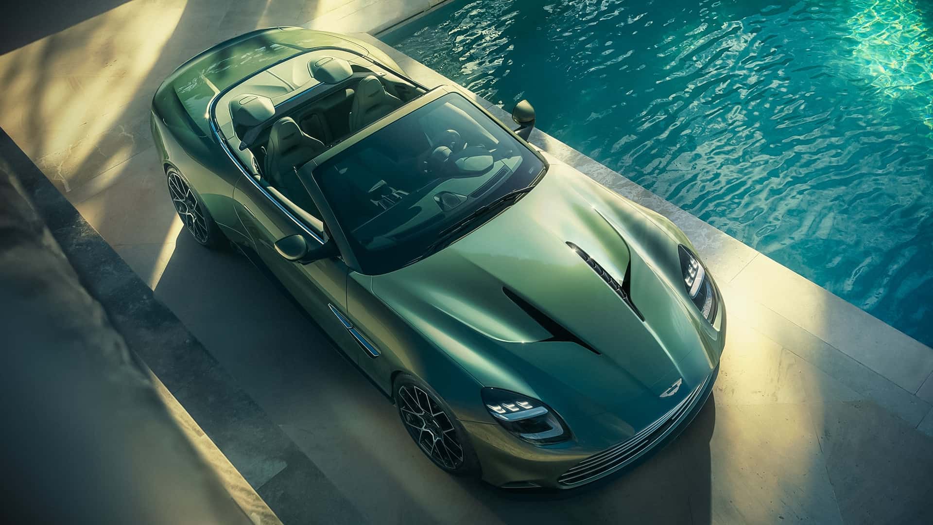 Aston Martin Vanquish Volante 2025. Aston Martin Vanquish Volante 2025.