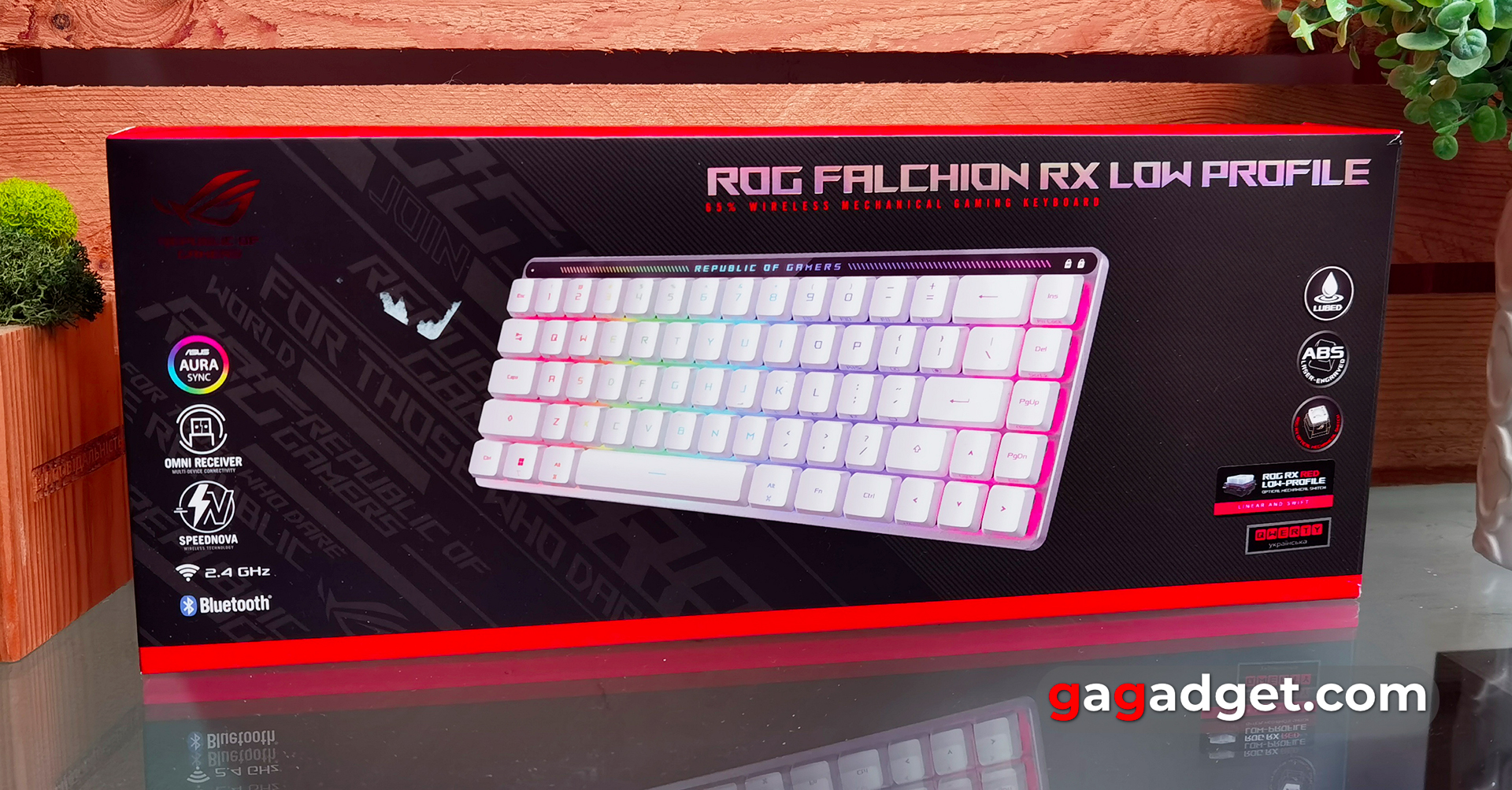 Огляд ASUS ROG Falchion RX Low Profile Огляд ASUS ROG Falchion RX Low Profile