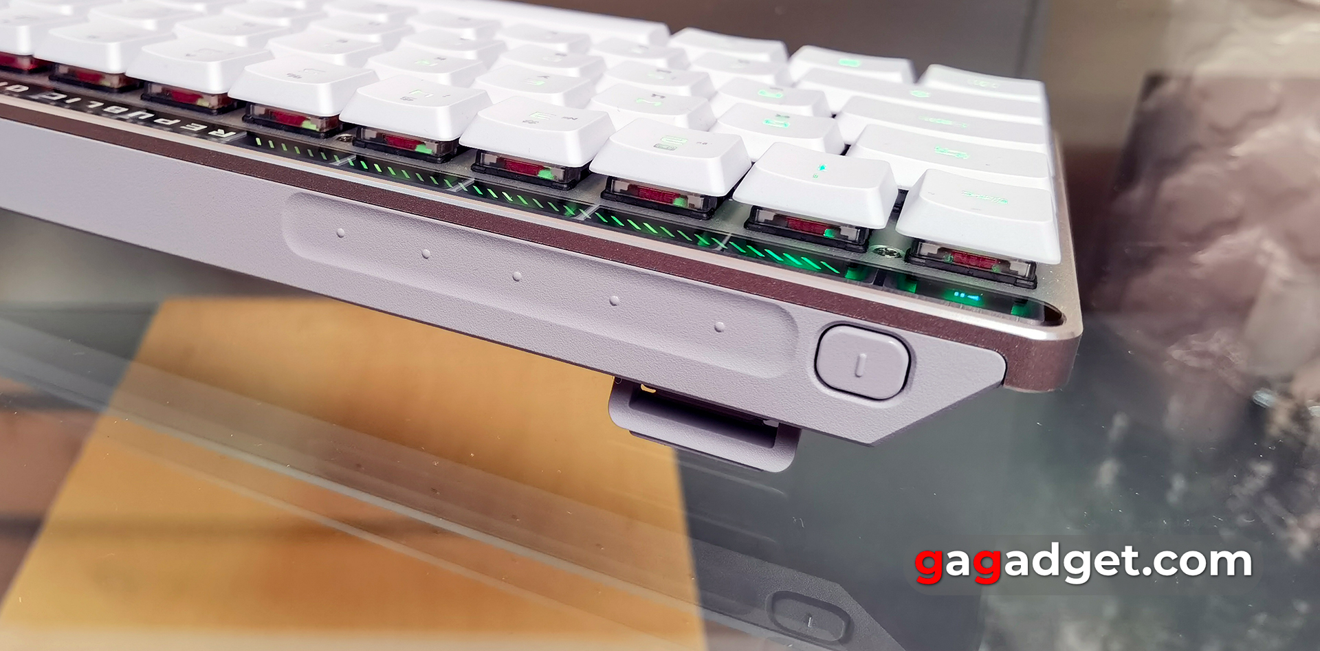 Огляд ASUS ROG Falchion RX Low Profile Огляд ASUS ROG Falchion RX Low Profile