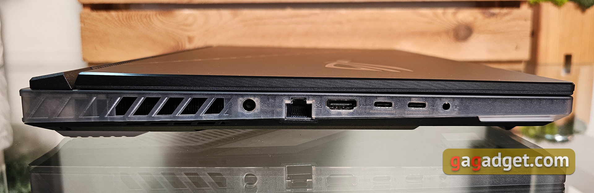 Critique du ASUS ROG Strix SCAR 16 (2023) : domination totale sur le champ de bataille virtuel-16 Critique du ASUS ROG Strix SCAR 16 (2023) : domination totale sur le champ de bataille virtuel-16
