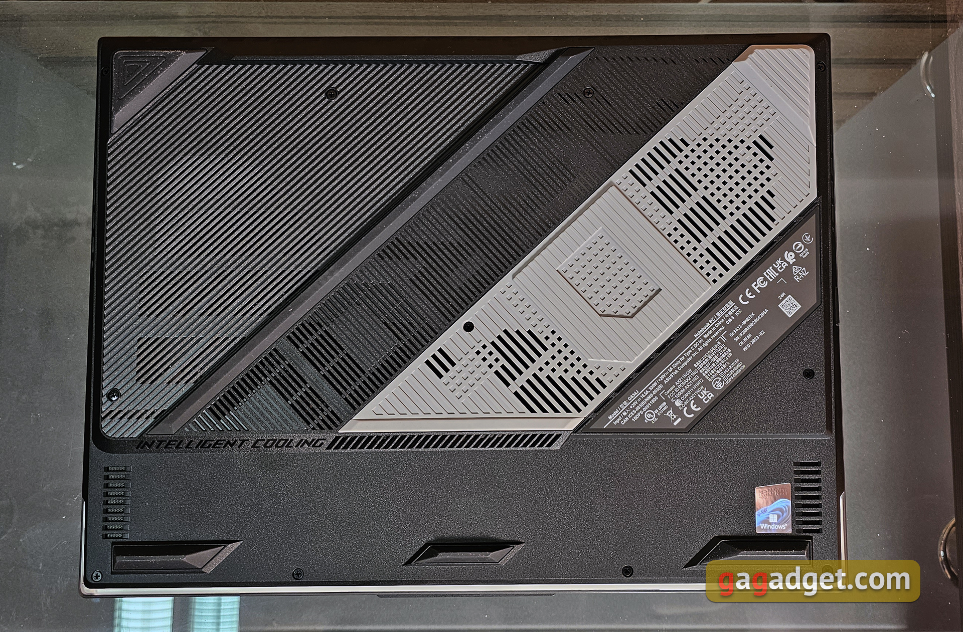 Critique du ASUS ROG Strix SCAR 16 (2023) : domination totale sur le champ de bataille virtuel-20 Critique du ASUS ROG Strix SCAR 16 (2023) : domination totale sur le champ de bataille virtuel-20