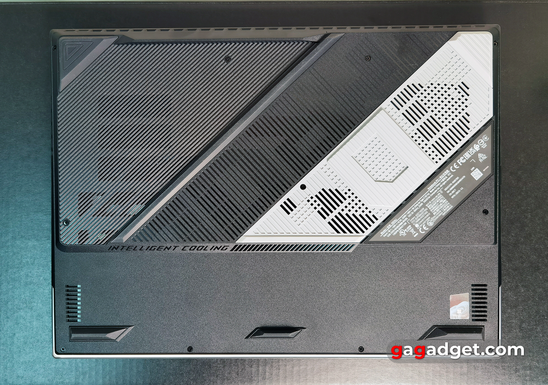 ASUS ROG Strix SCAR 18 (2024) review ASUS ROG Strix SCAR 18 (2024) review