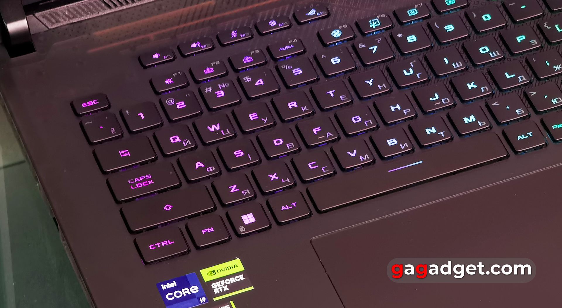 ASUS ROG Strix SCAR 18 (2024) review ASUS ROG Strix SCAR 18 (2024) review