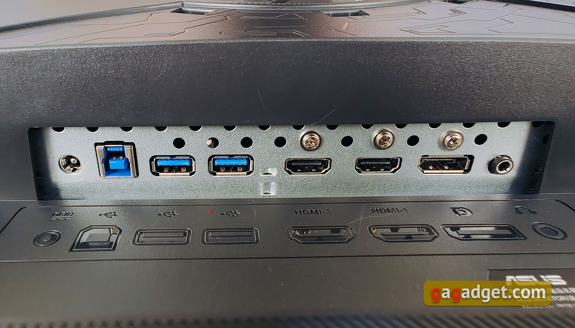 Test ASUS ROG Swift PG32UQ : moniteur de jeu à points quantiques 4K-16 Test ASUS ROG Swift PG32UQ : moniteur de jeu à points quantiques 4K-16