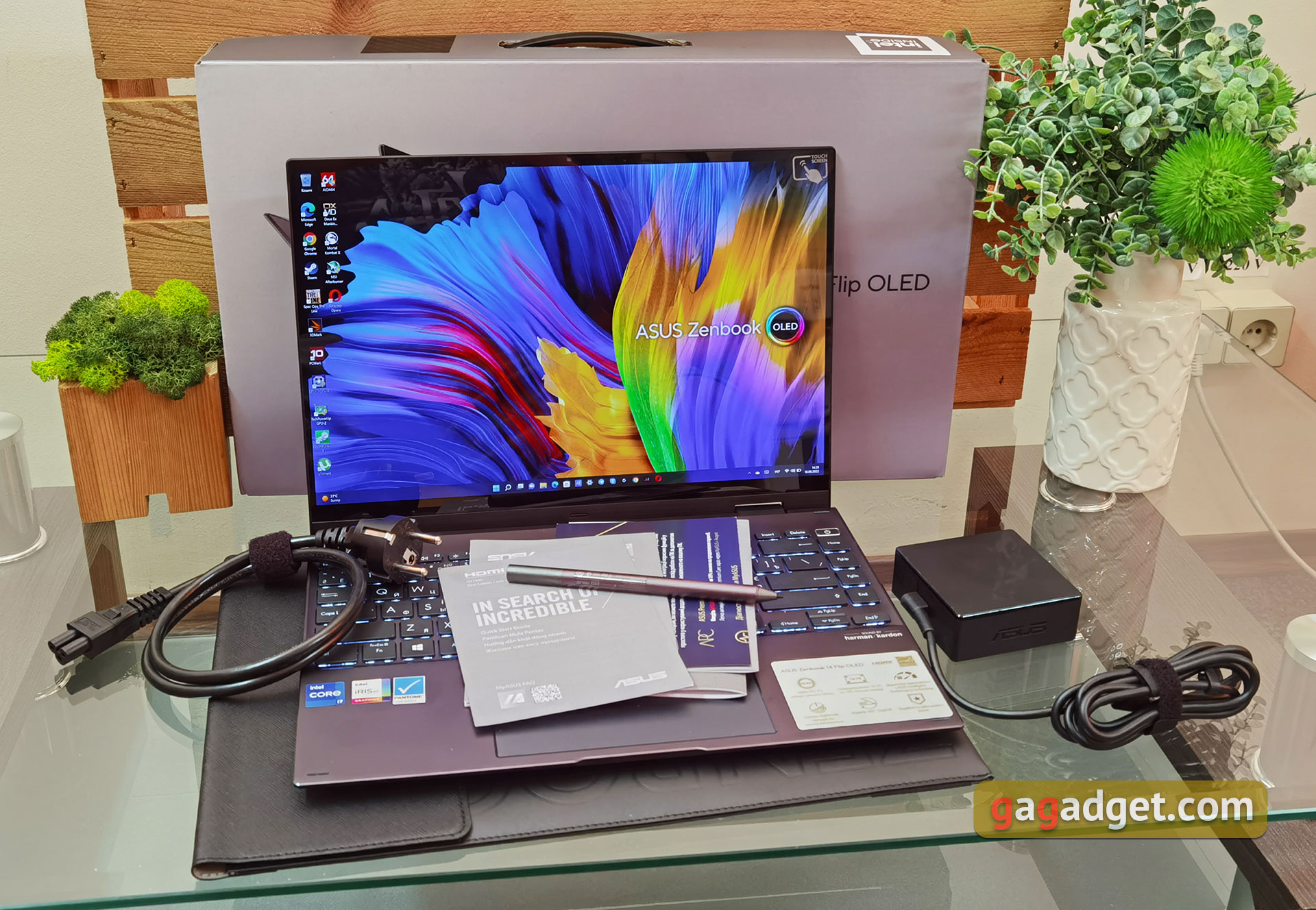 ASUS Zenbook 14 Flip OLED (UP5401E) Présentation : un Transformer Ultrabook puissant avec écran OLED-3 ASUS Zenbook 14 Flip OLED (UP5401E) Présentation : un Transformer Ultrabook puissant avec écran OLED-3