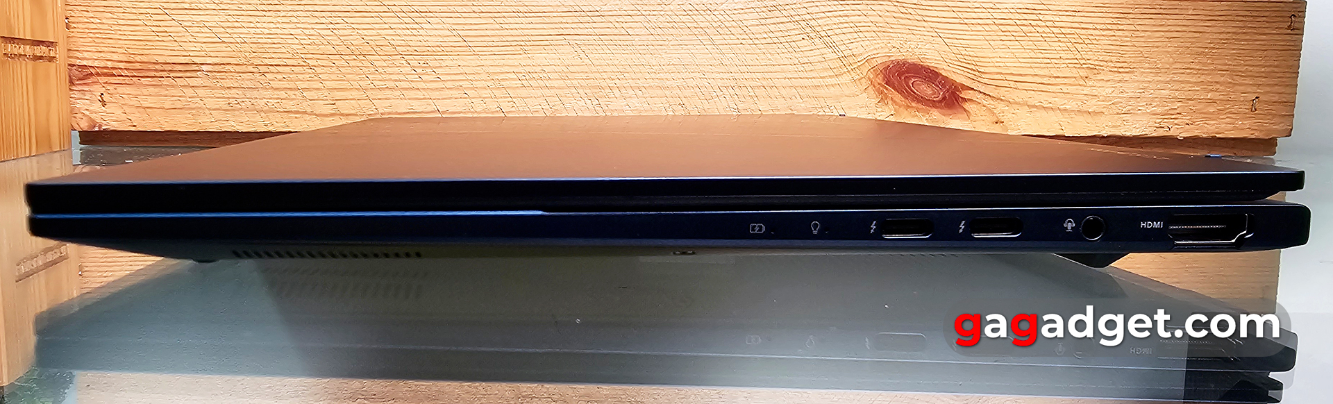 Огляд ASUS Zenbook 14 OLED (UX3405) Огляд ASUS Zenbook 14 OLED (UX3405)