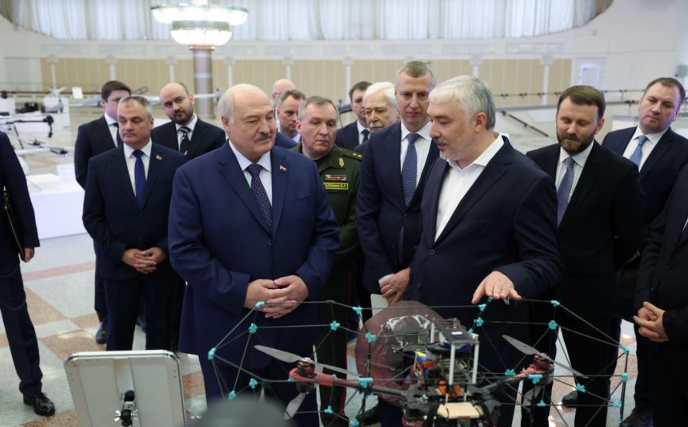 Exposition de drones russes au Belarus