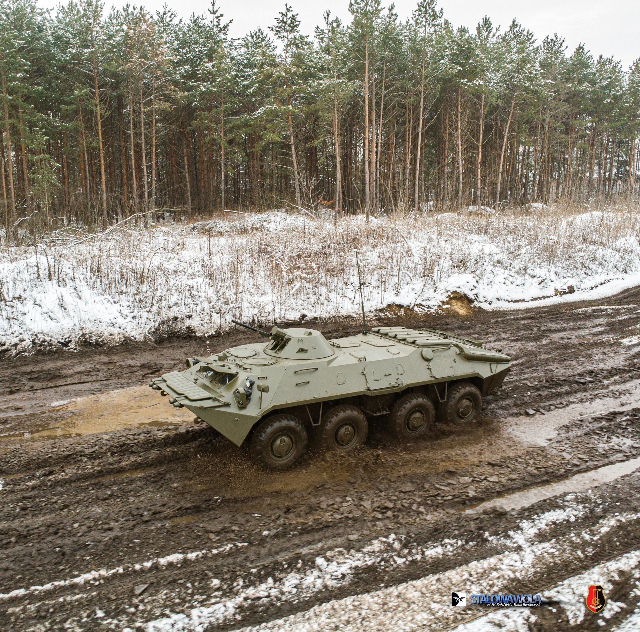 Véhicule blindé de transport de troupes BTR-70 Véhicule blindé de transport de troupes BTR-70