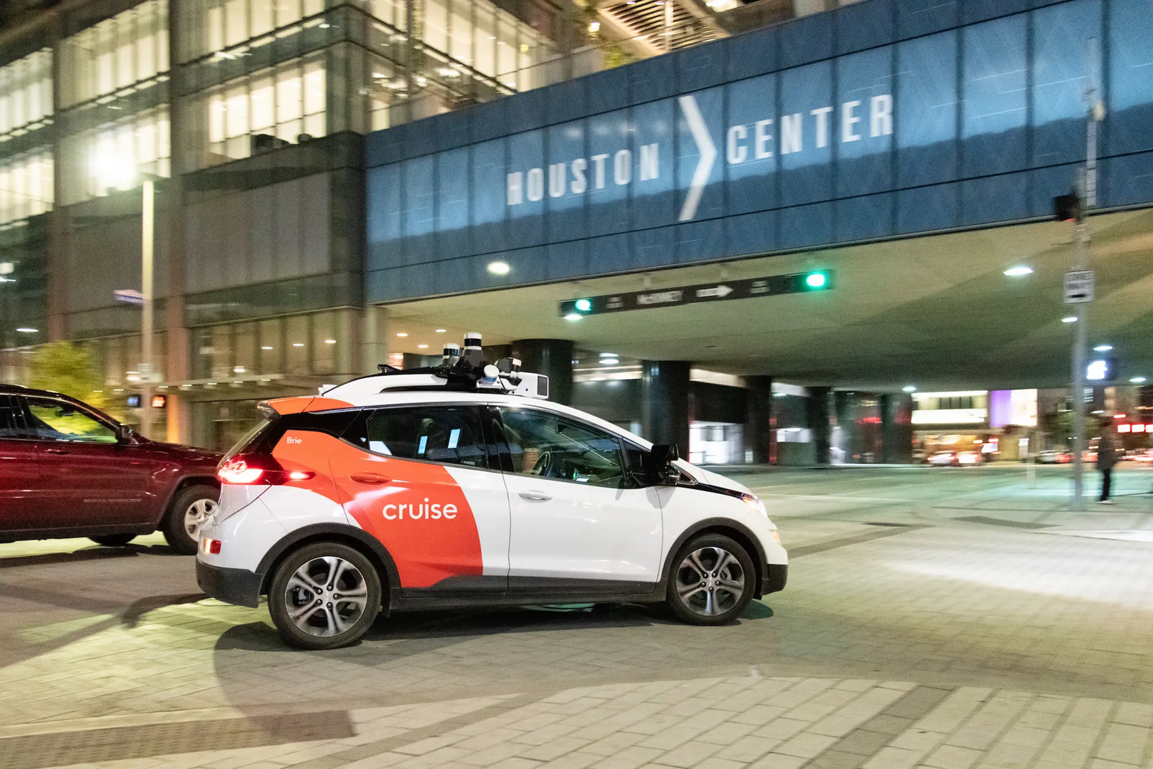 Cruise a lancé un service de robotaxi payant à Houston, au Texas.