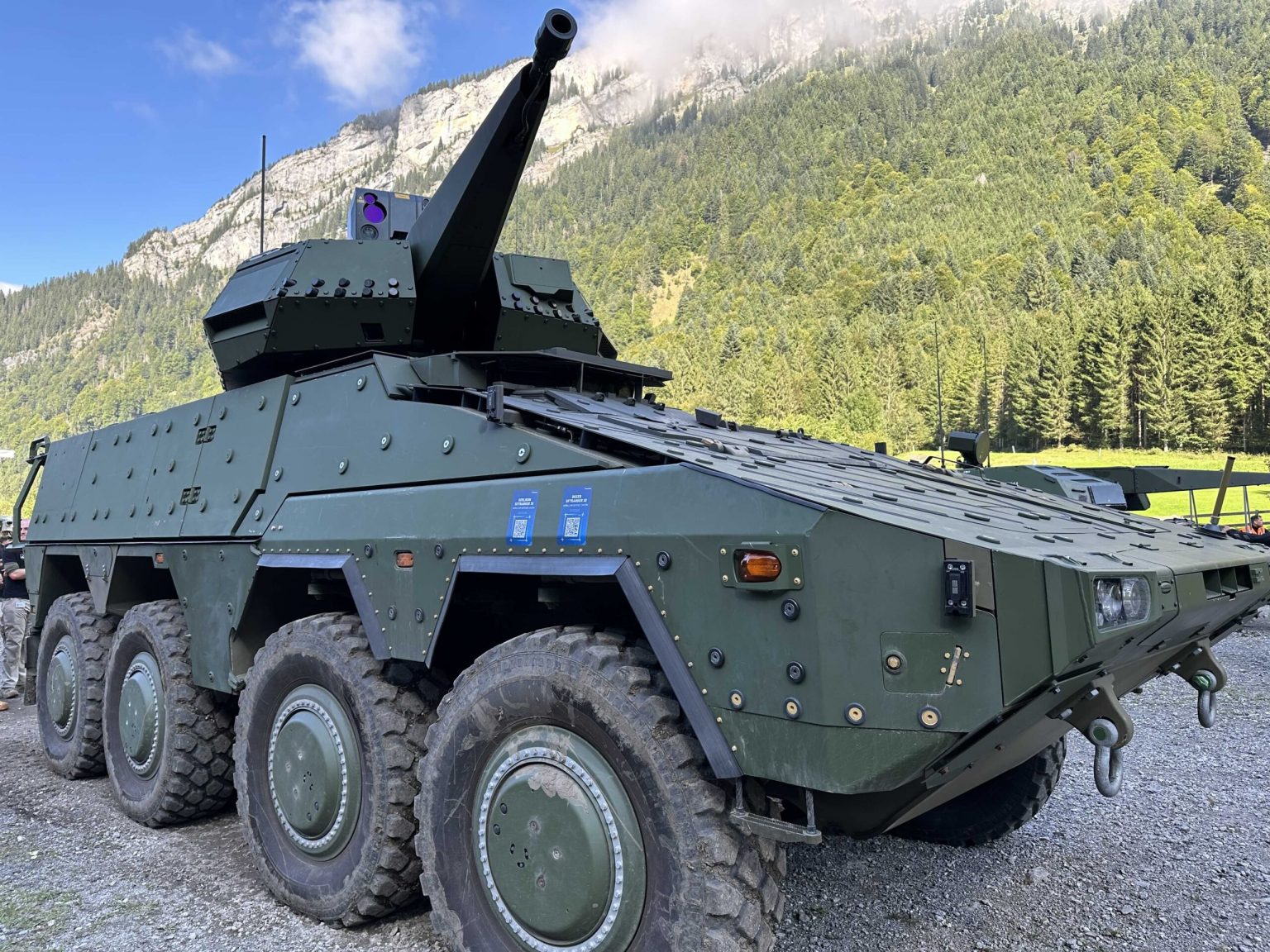 Skyranger 30 lors d'un tir de démonstration Skyranger 30 lors d'un tir de démonstration