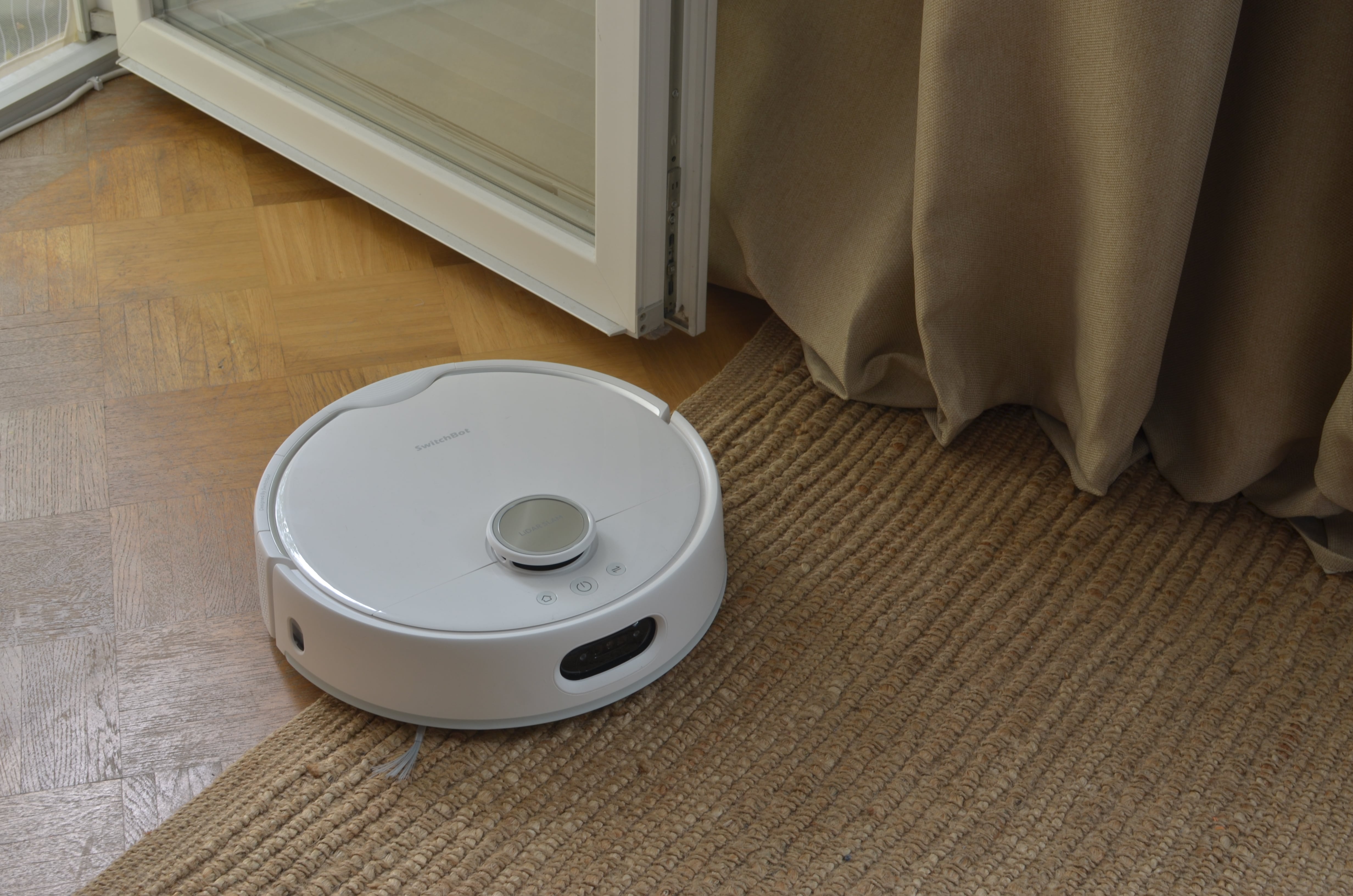 Examen du robot nettoyeur de sol SwitchBot S10 Examen du robot nettoyeur de sol SwitchBot S10