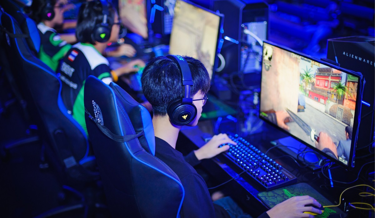 Statistiques pour 2022 : le jeu eSport le plus populaire est League of Legends, et Dota 2 a la plus grosse cagnotte. Statistiques pour 2022 : le jeu eSport le plus populaire est League of Legends, et Dota 2 a la plus grosse cagnotte.