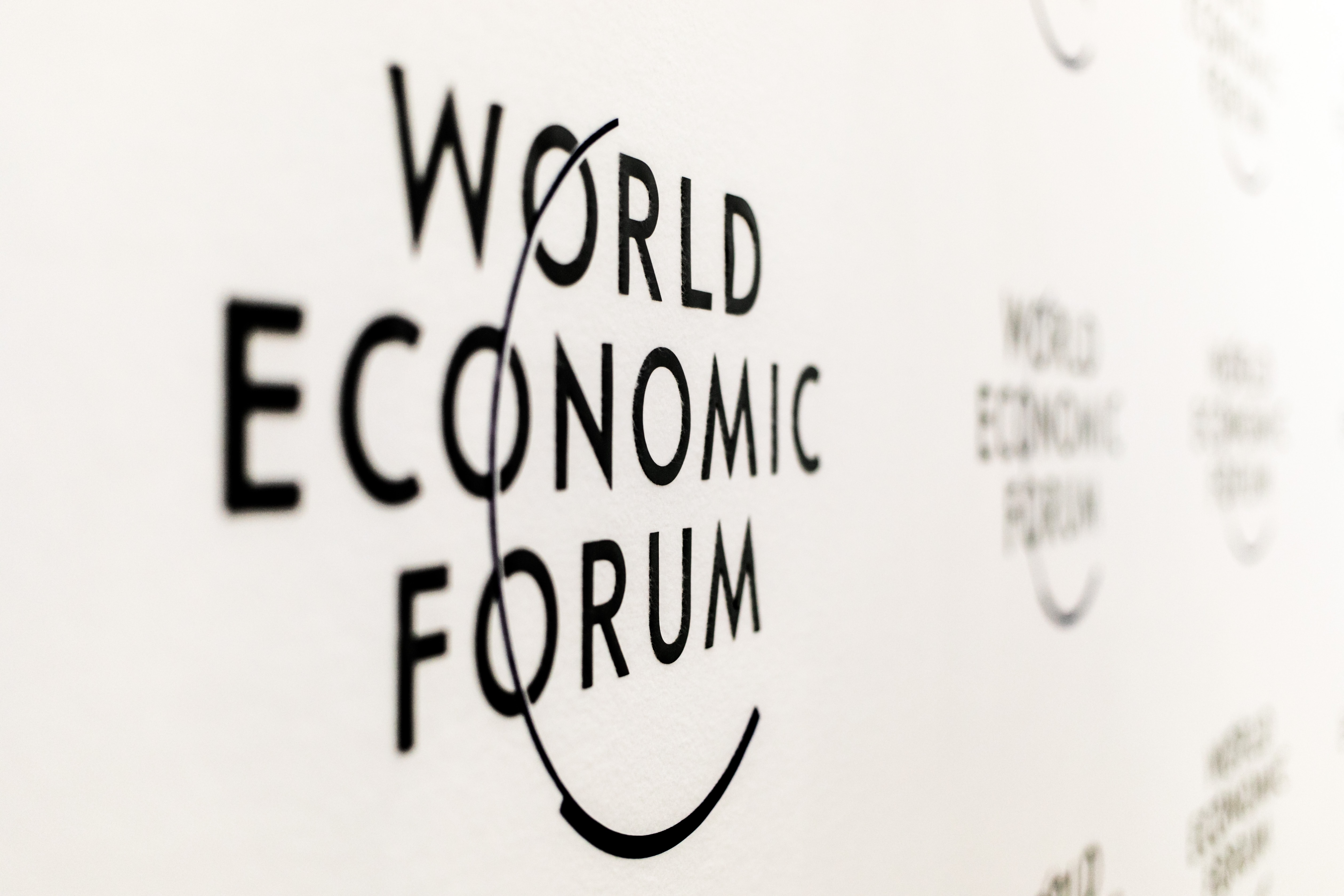 Au forum de Davos, le thème de l'intelligence artificielle l'a emporté sur celui des crypto-monnaies. Au forum de Davos, le thème de l'intelligence artificielle l'a emporté sur celui des crypto-monnaies.