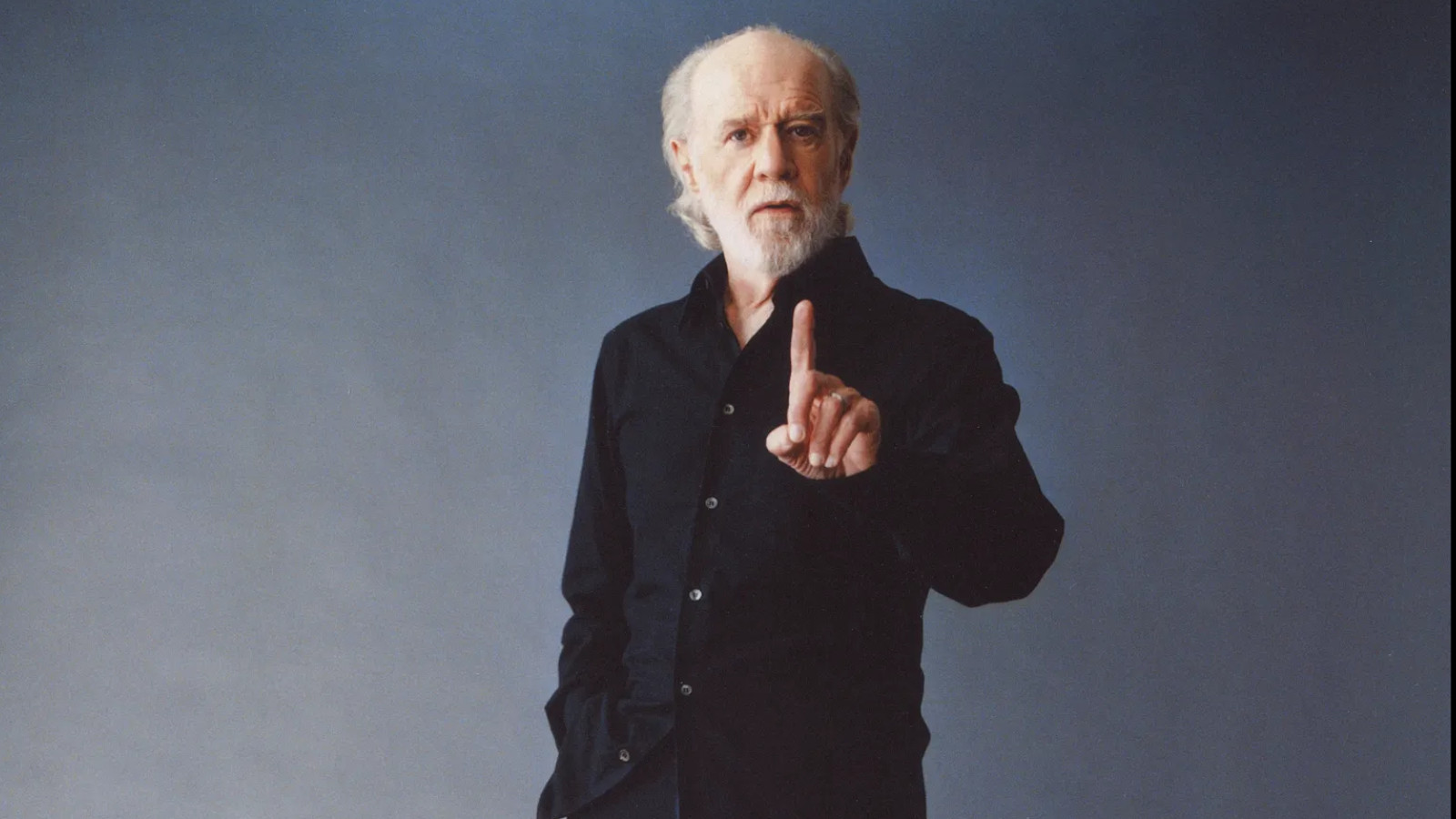 Les auteurs du podcast Dudesy ont admis que l'émission scandaleuse de George Carlin sur l'intelligence artificielle avait été écrite par un être humain. Les auteurs du podcast Dudesy ont admis que l'émission scandaleuse de George Carlin sur l'intelligence artificielle avait été écrite par un être humain.