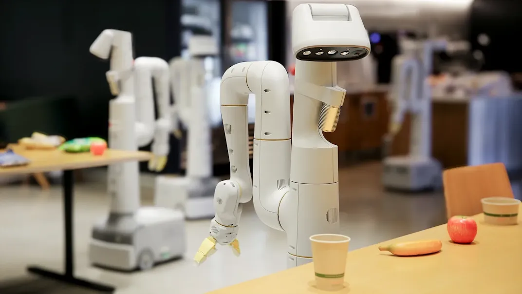 Google a rédigé une "constitution des robots". Elle promet que les droïdes IA ne tueront pas les humains Google a rédigé une "constitution des robots". Elle promet que les droïdes IA ne tueront pas les humains