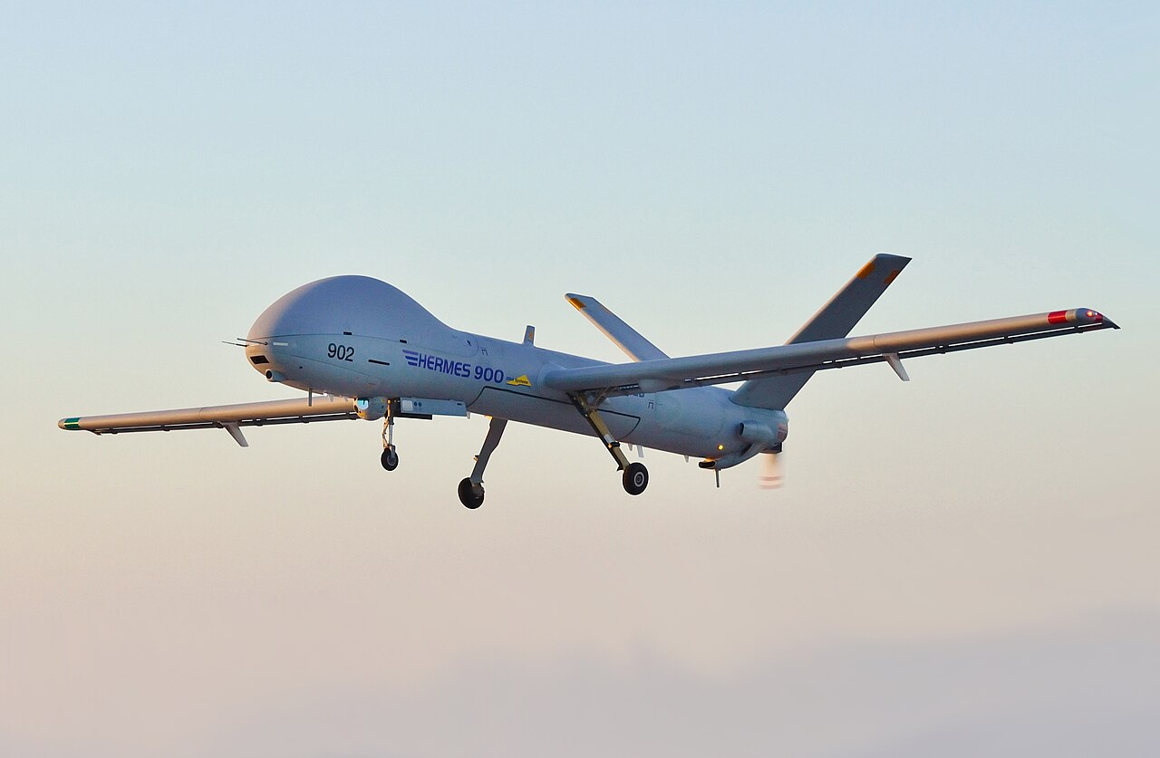 Hermes 900 Drone Hermes 900. Illustration de Wikipedia