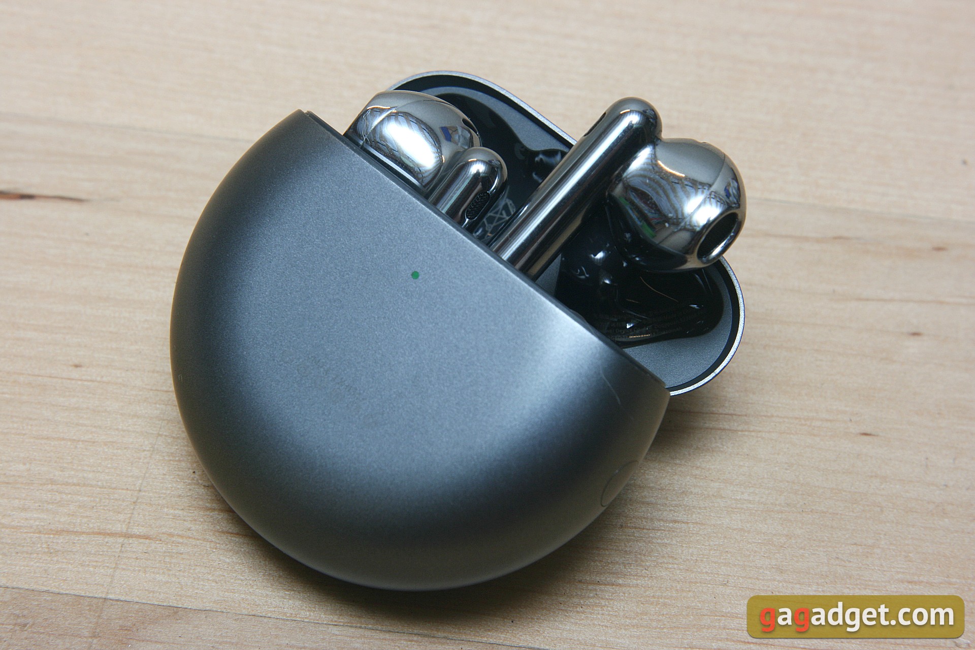 Un écouteur intra-auriculaire TWS à suppression active du bruit : test du Huawei Freebuds 4-12 Un écouteur intra-auriculaire TWS à suppression active du bruit : test du Huawei Freebuds 4-12