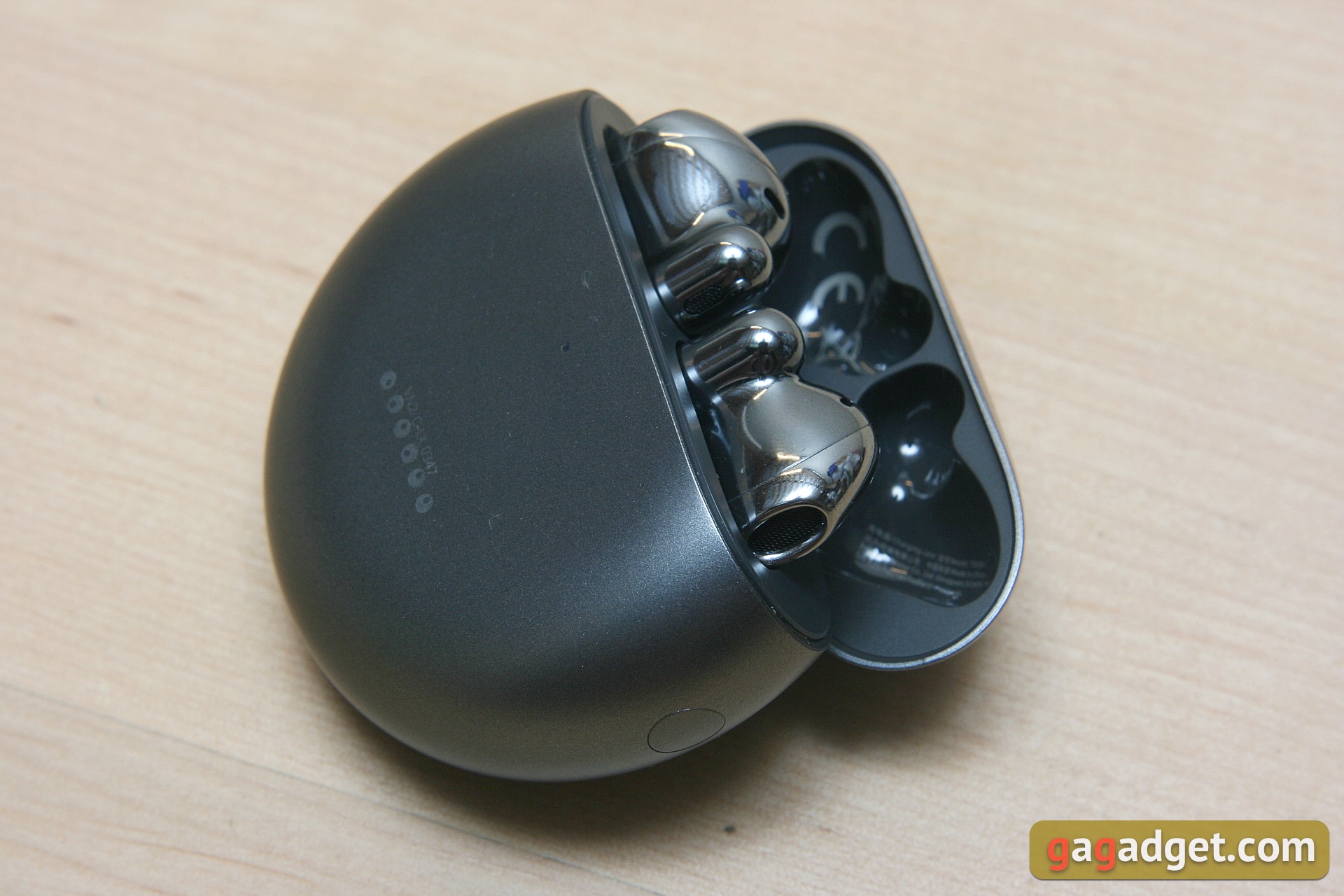 Un écouteur intra-auriculaire TWS à suppression active du bruit : test du Huawei Freebuds 4-14 Un écouteur intra-auriculaire TWS à suppression active du bruit : test du Huawei Freebuds 4-14