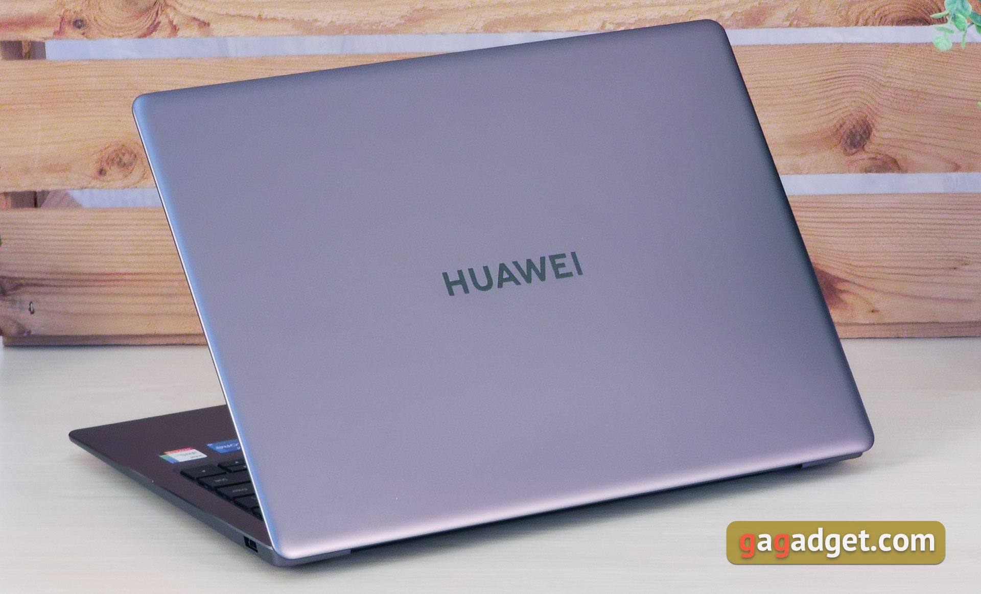 Test du Huawei MateBook 14s : ordinateur portable Huawei avec services Google et écran rapide-4 Test du Huawei MateBook 14s : ordinateur portable Huawei avec services Google et écran rapide-4