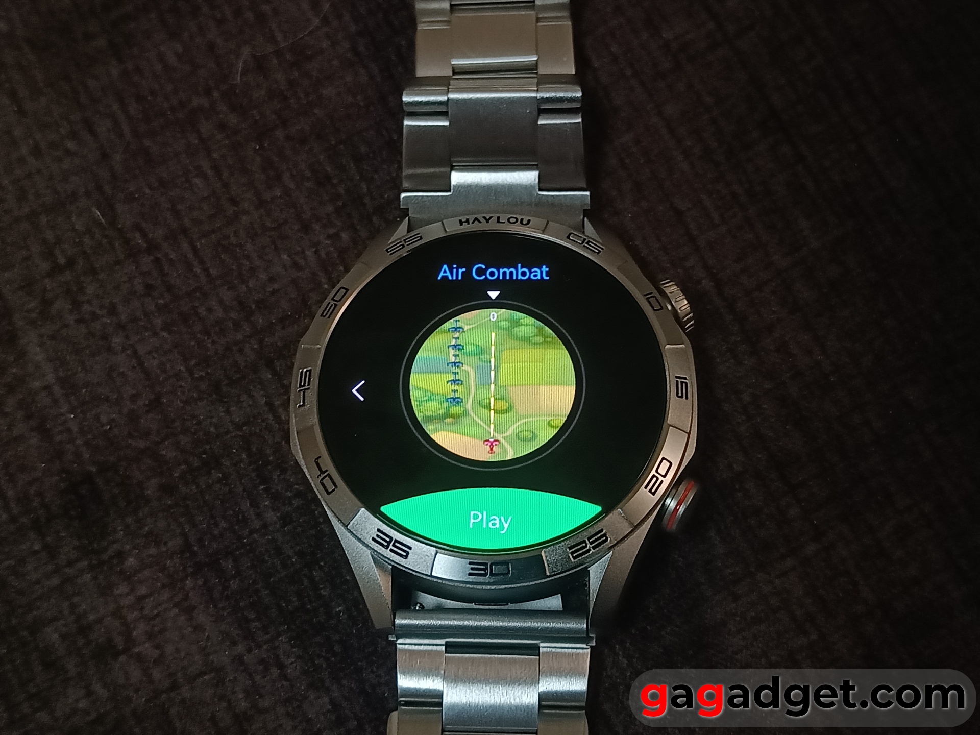 Интерфейс игры с кости на Haylou Solar 5 Интерфейс игры с кости на Haylou Solar 5