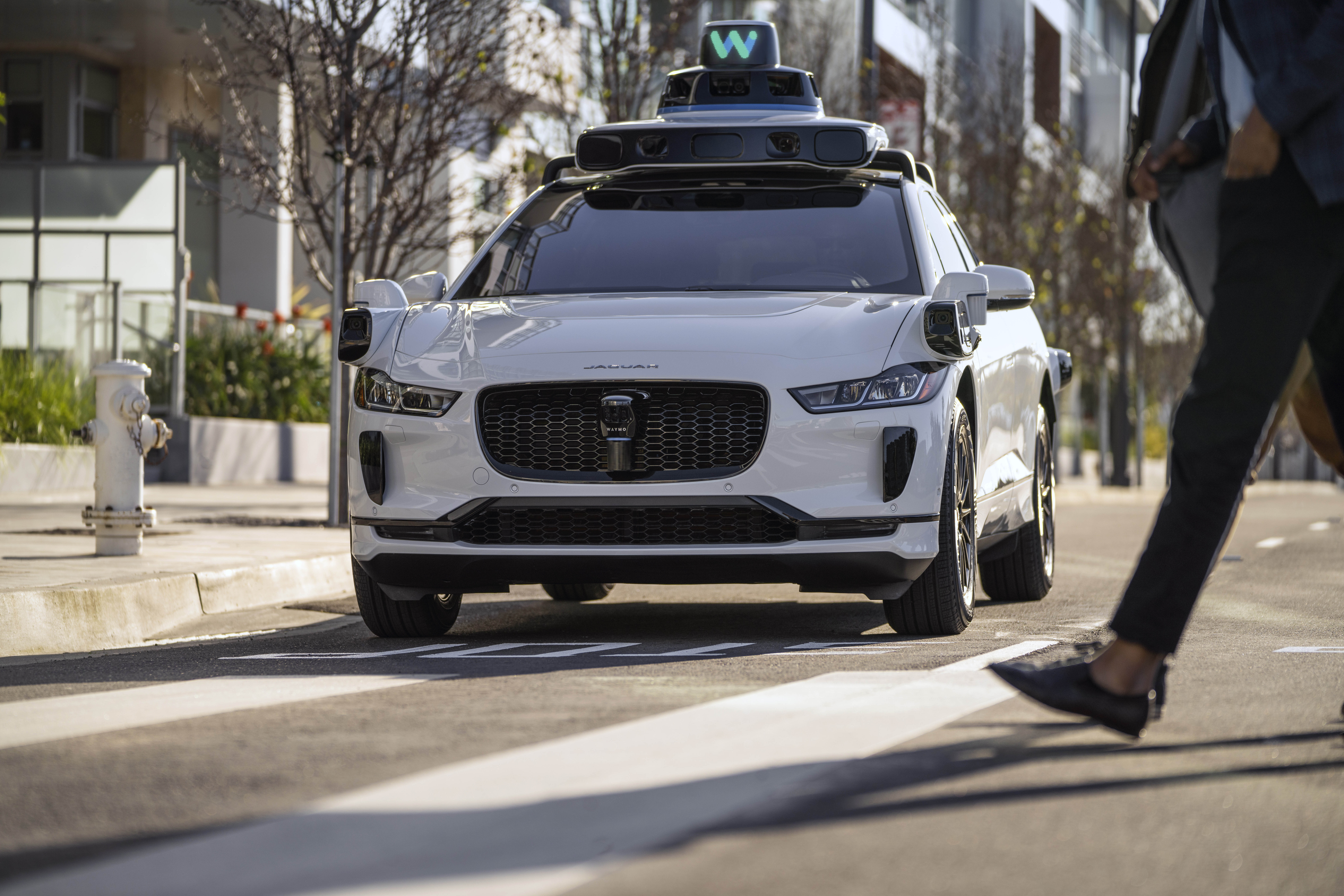 Waymo rappelle son logiciel de robotaxi après deux accidents à Phoenix Waymo rappelle son logiciel de robotaxi après deux accidents à Phoenix
