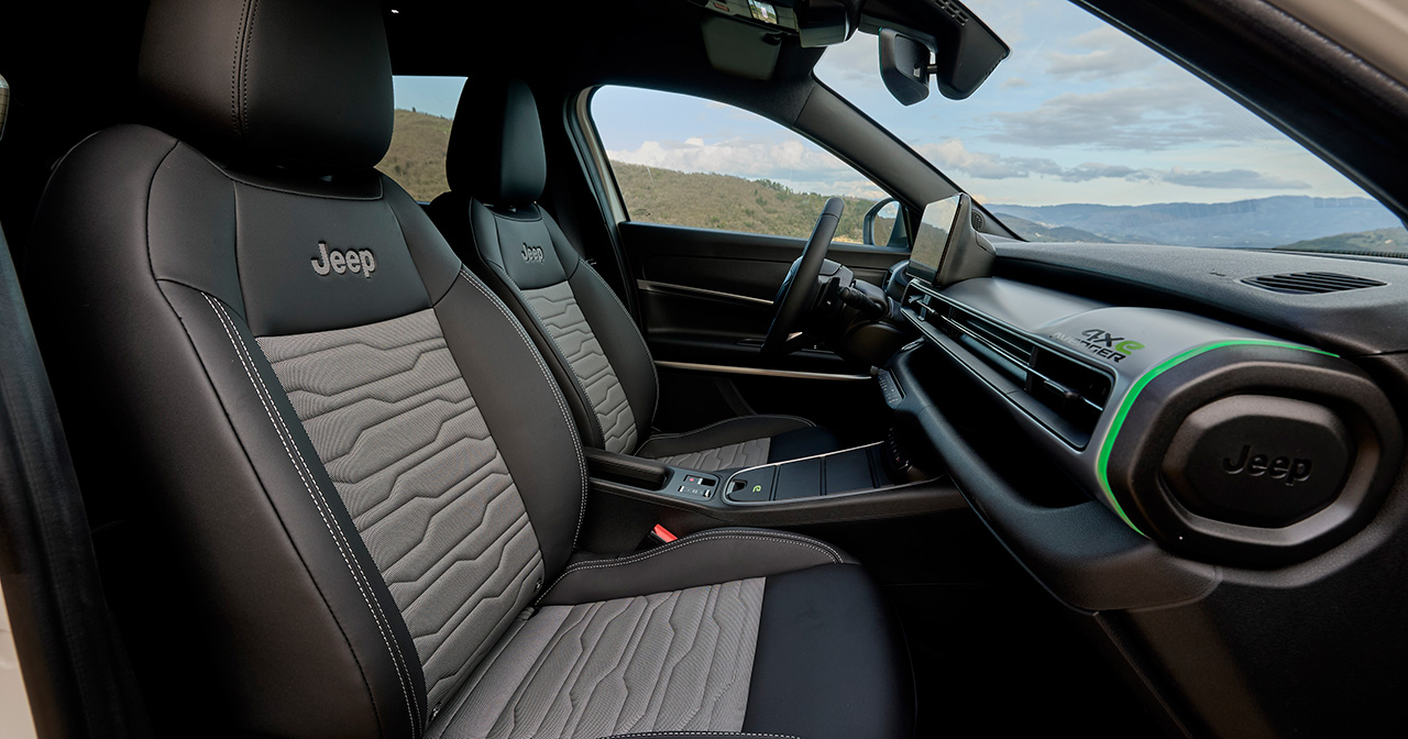 Intérieur de la Jeep Avenger 4xe