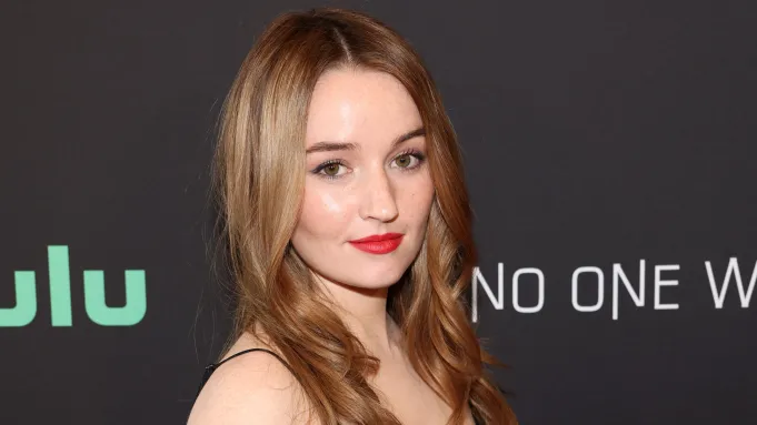 L'actrice Caitlin Dever, qui apparaîtra dans le nouveau film Godzilla et Kong. Photo : Jesse Grant