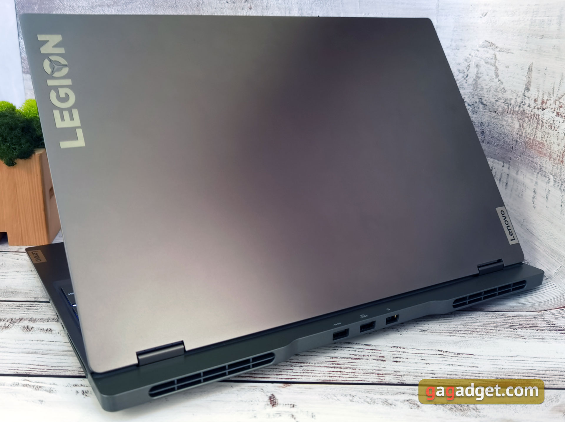 Lenovo Legion Slim 7 : avis sur un ordinateur portable pour gamers-4 Lenovo Legion Slim 7 : avis sur un ordinateur portable pour gamers-4