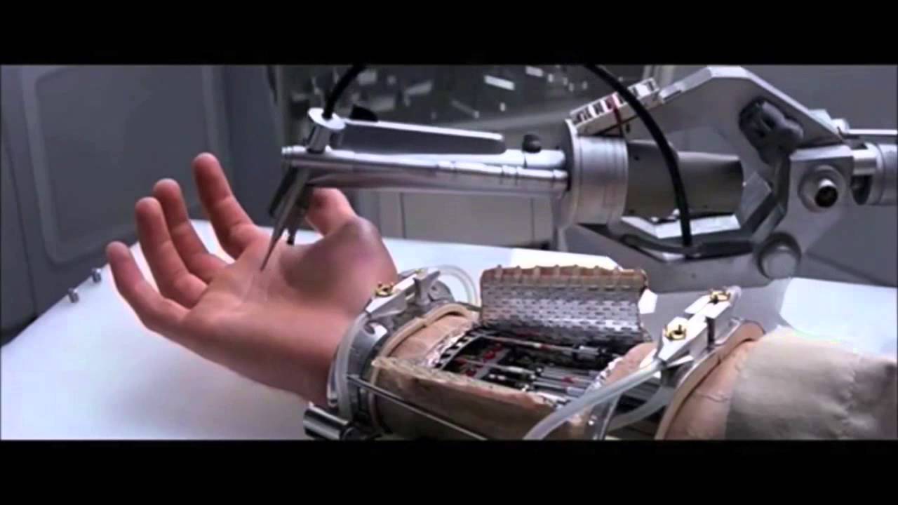 Le bras robotique de Luke Skywalker