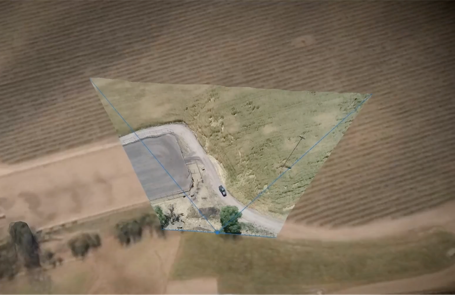 Flux vidéo de drone basé sur des données satellitaires tridimensionnelles Flux vidéo de drone basé sur des données satellitaires tridimensionnelles