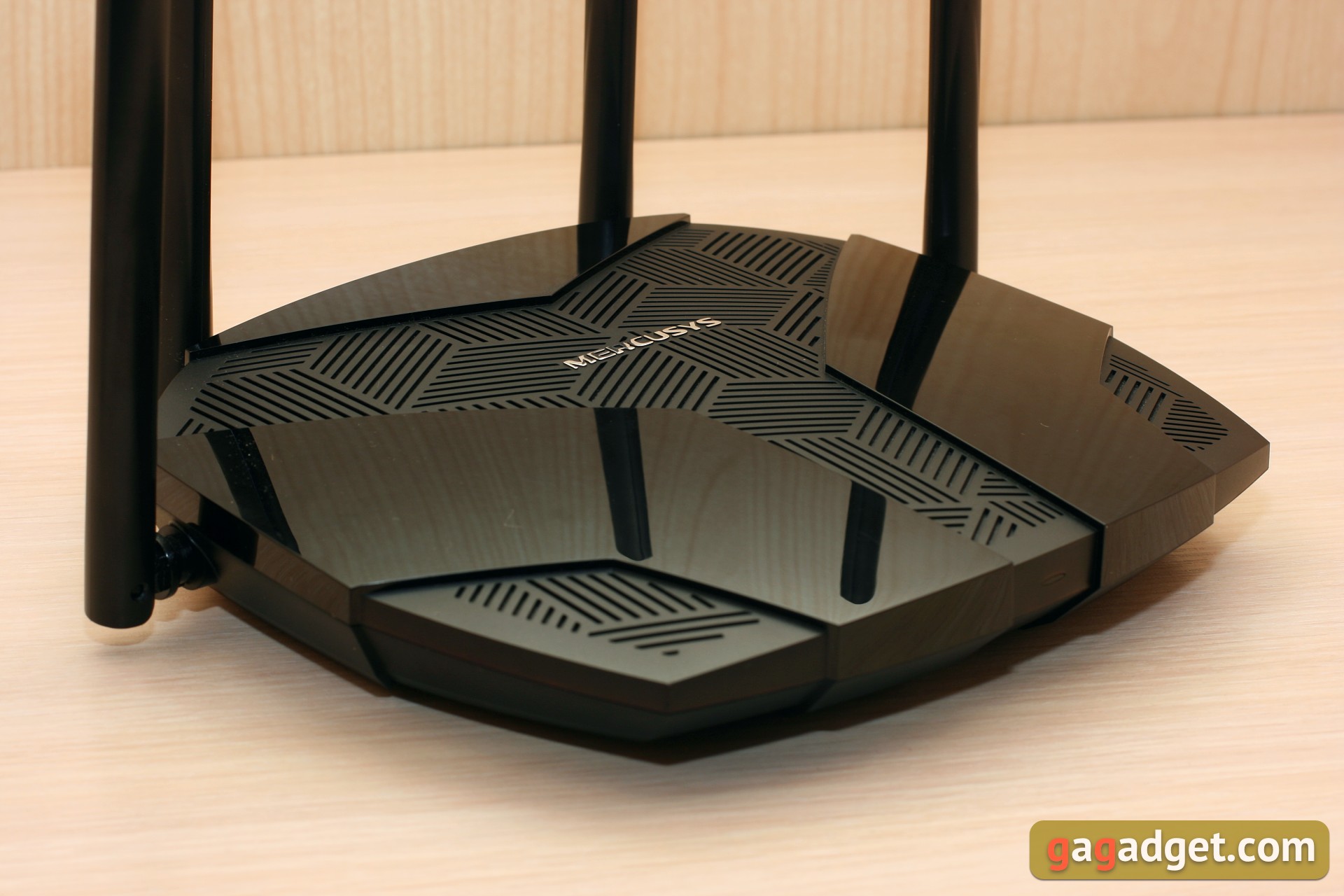 Avis sur le Mercusys MR70X : le routeur gigabit le plus abordable avec Wi-Fi 6-6 Avis sur le Mercusys MR70X : le routeur gigabit le plus abordable avec Wi-Fi 6-6