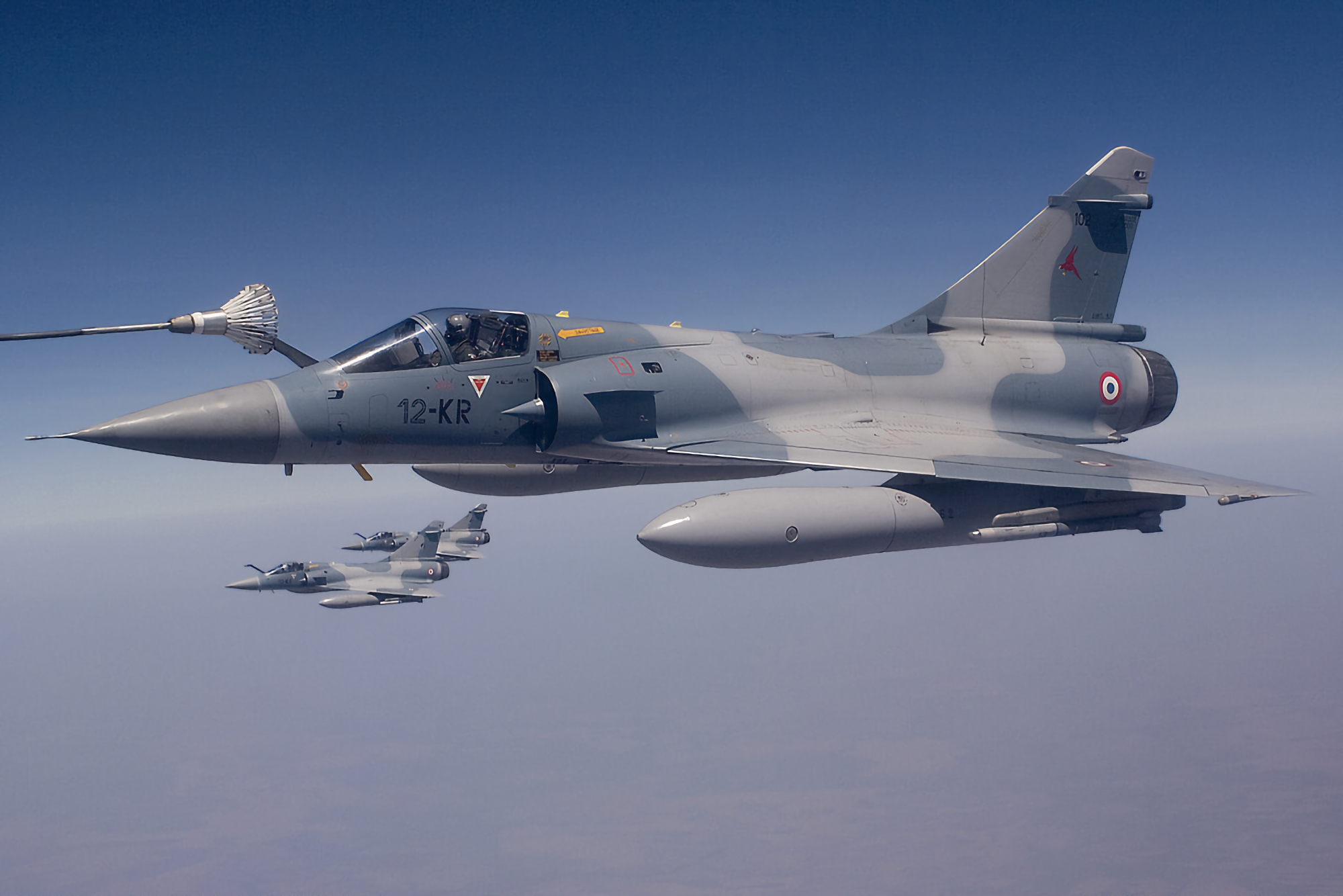 L'Ukraine et la France discutent de la livraison de chasseurs Mirage 2000D pouvant transporter des missiles de croisière Storm Shadow et SCALP EG. L'Ukraine et la France discutent de la livraison de chasseurs Mirage 2000D pouvant transporter des missiles de croisière Storm Shadow et SCALP EG.