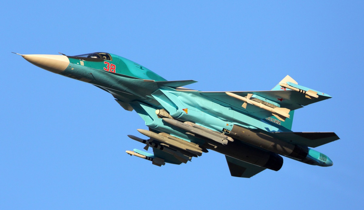 Les forces armées ukrainiennes détruisent deux nouveaux chasseurs-bombardiers SU-34 ennemis Les forces armées ukrainiennes détruisent deux nouveaux chasseurs-bombardiers SU-34 ennemis