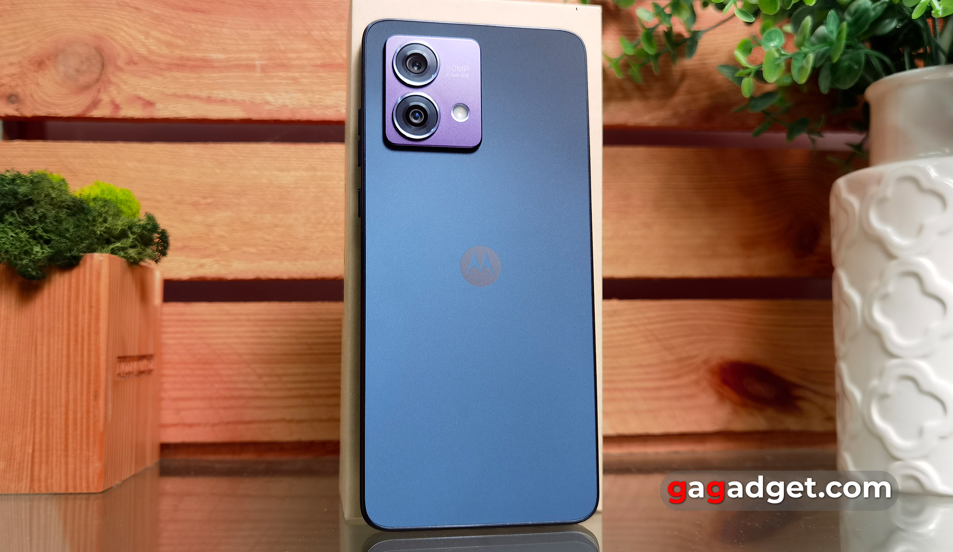 Extérieur du Motorola Moto G84 Moto G84 design