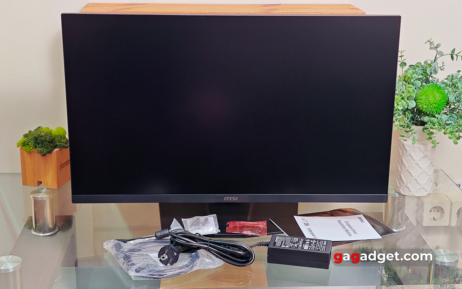 Огляд MSI G274QPF E2 Огляд MSI G274QPF E2