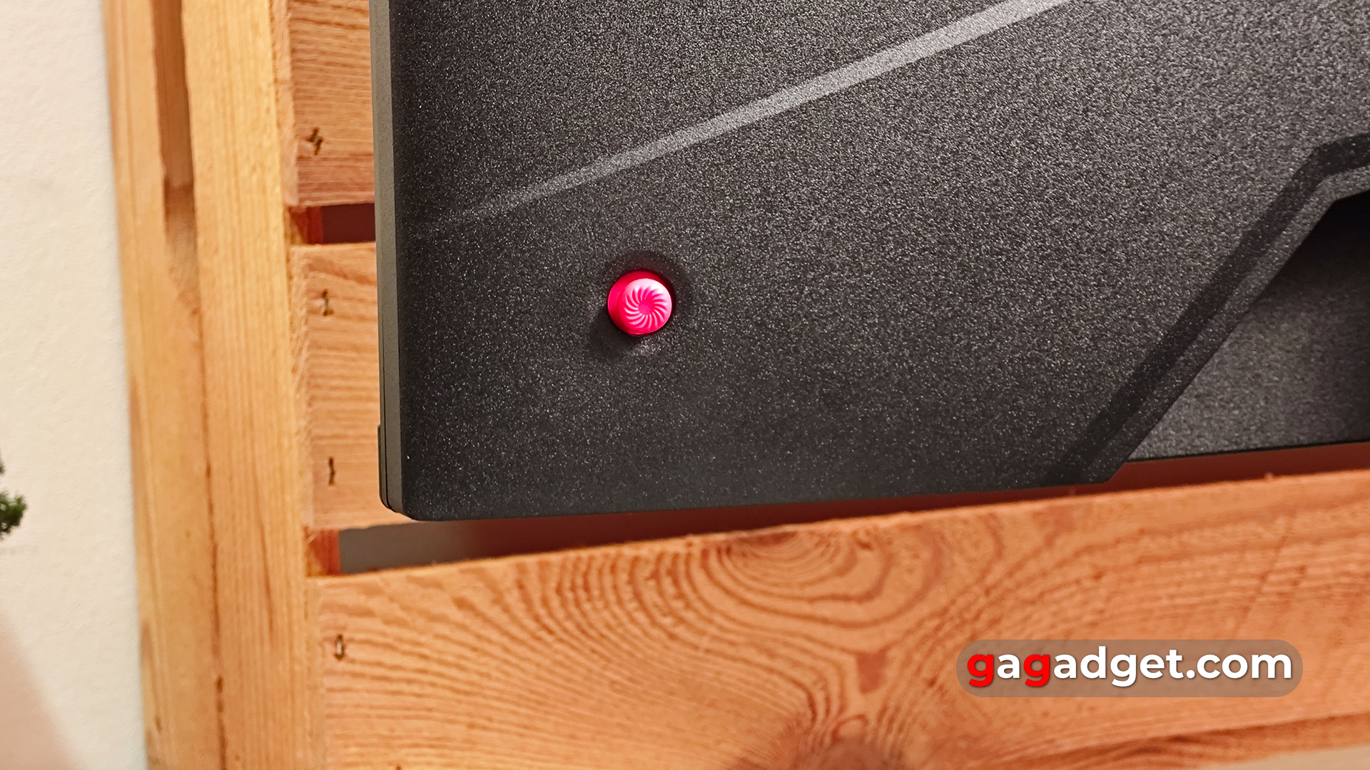Огляд MSI G274QPF E2 Огляд MSI G274QPF E2