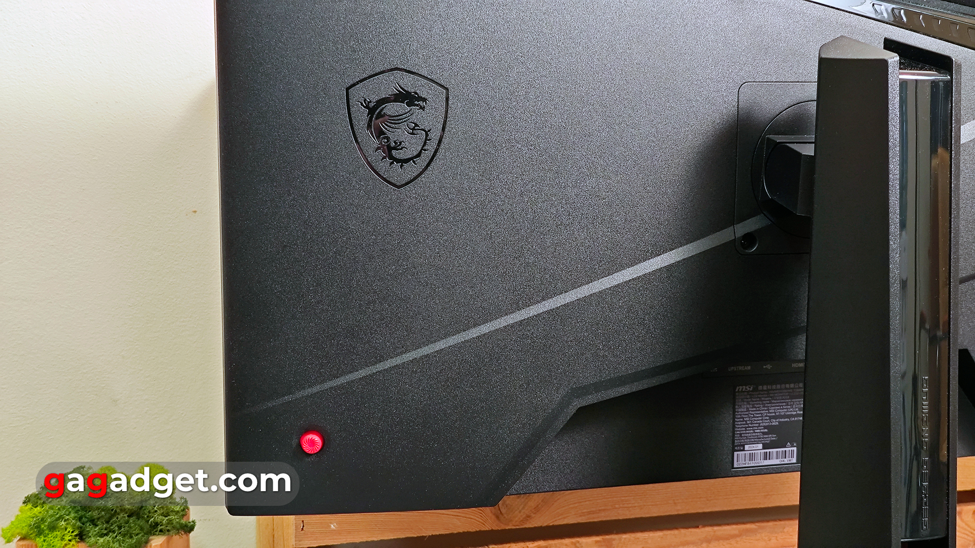 Огляд MSI MPG 274URF QD Огляд MSI MPG 274URF QD