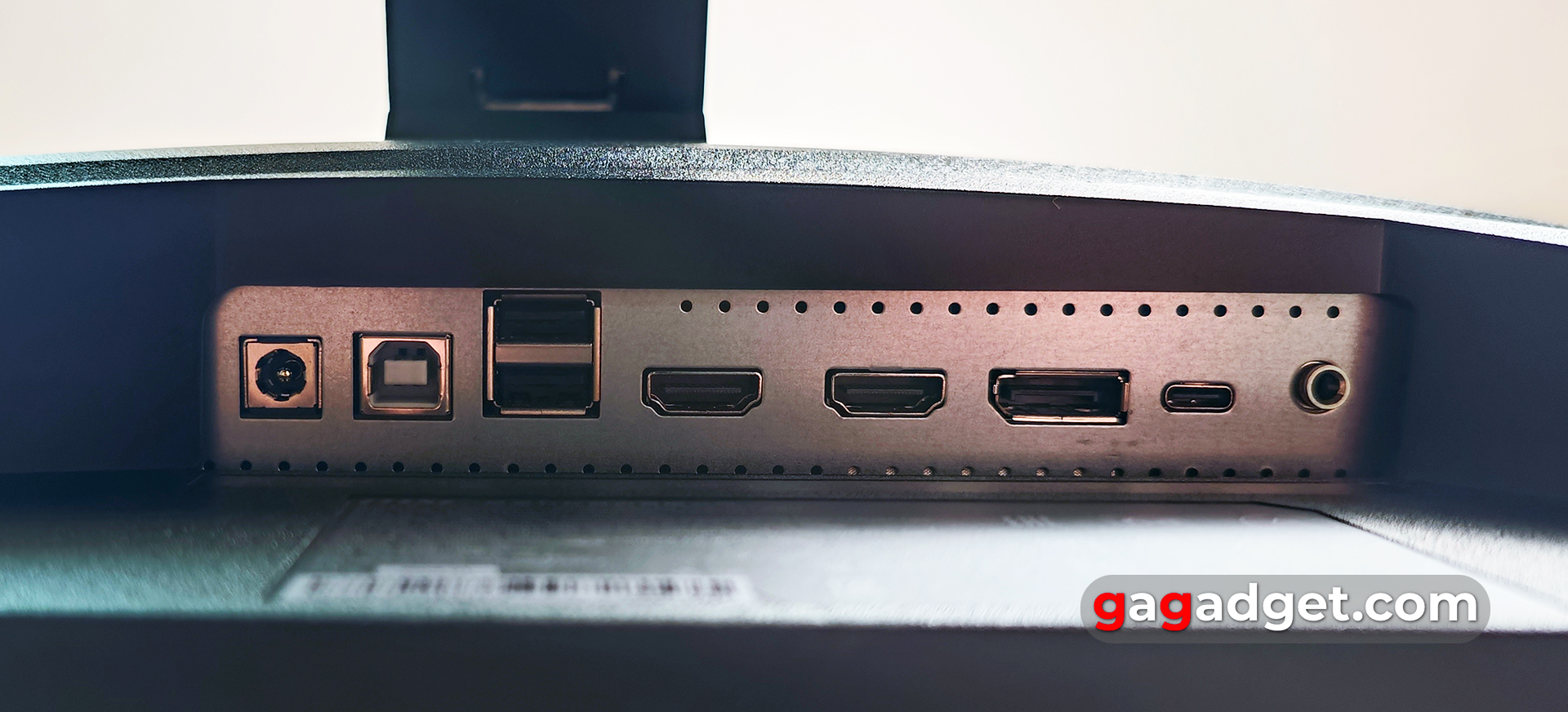 Огляд MSI MPG 274URF QD Огляд MSI MPG 274URF QD
