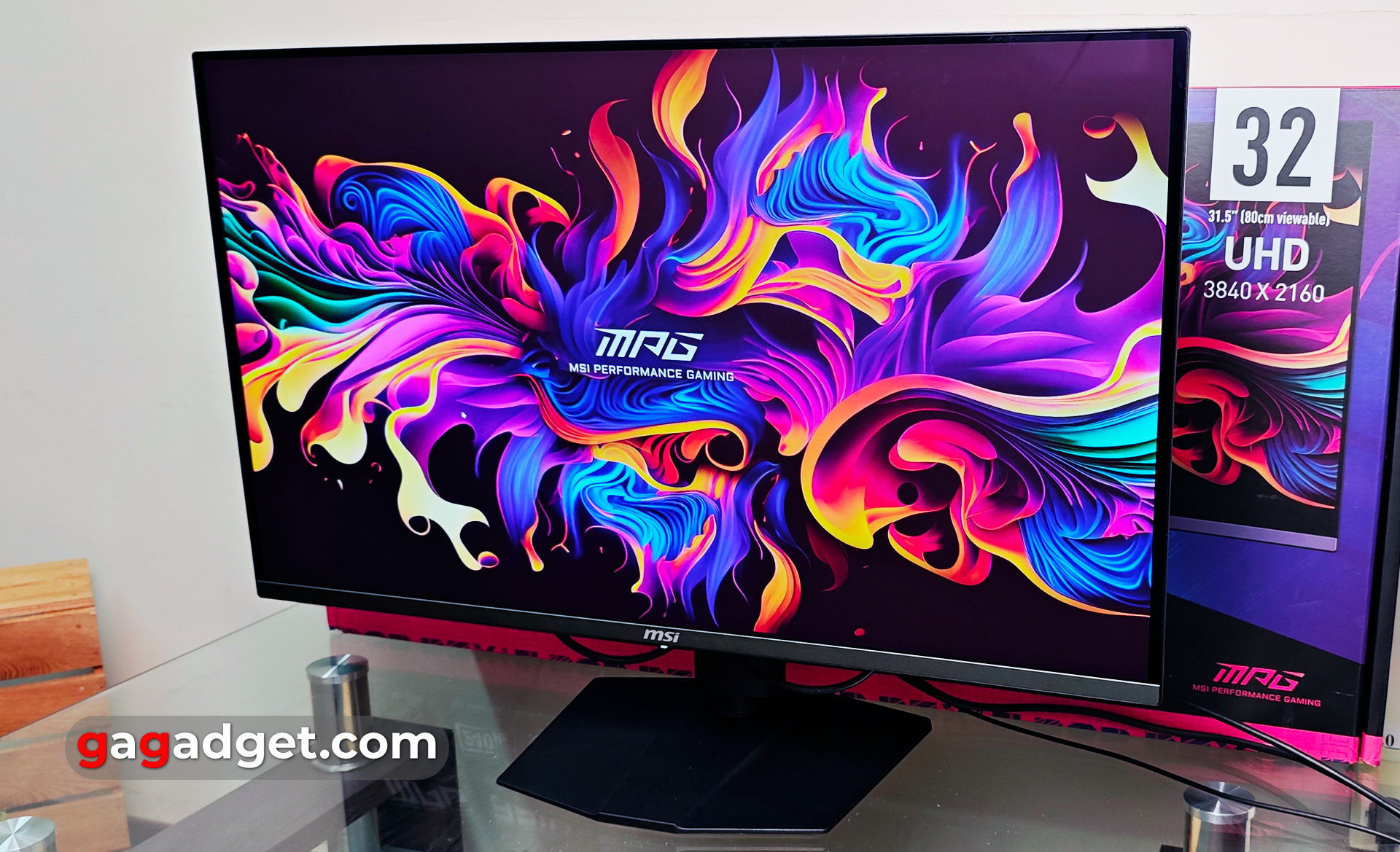 Огляд MSI MPG 321URX QD-OLED Огляд MSI MPG 321URX QD-OLED