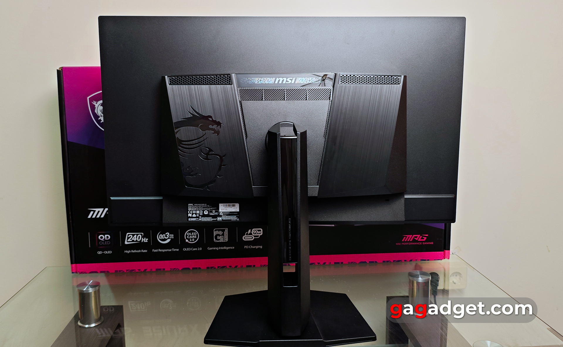 Огляд MSI MPG 321URX QD-OLED Огляд MSI MPG 321URX QD-OLED