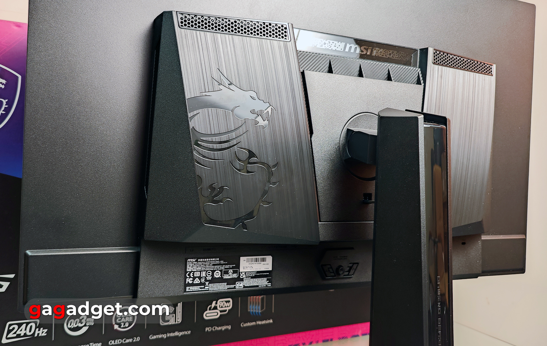 Огляд MSI MPG 321URX QD-OLED Огляд MSI MPG 321URX QD-OLED