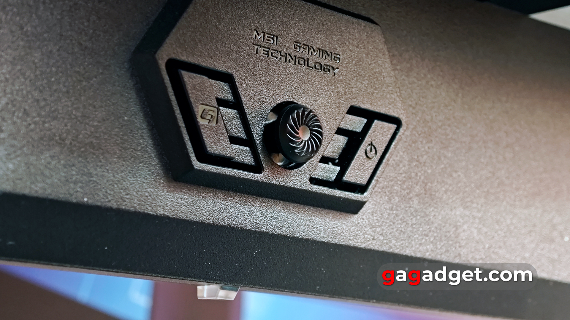 Огляд MSI MPG 321URX QD-OLED Огляд MSI MPG 321URX QD-OLED