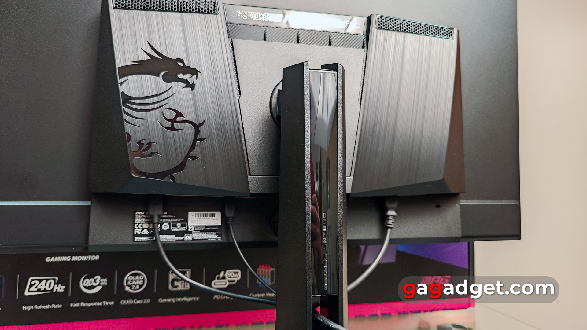 Огляд MSI MPG 321URX QD-OLED Огляд MSI MPG 321URX QD-OLED
