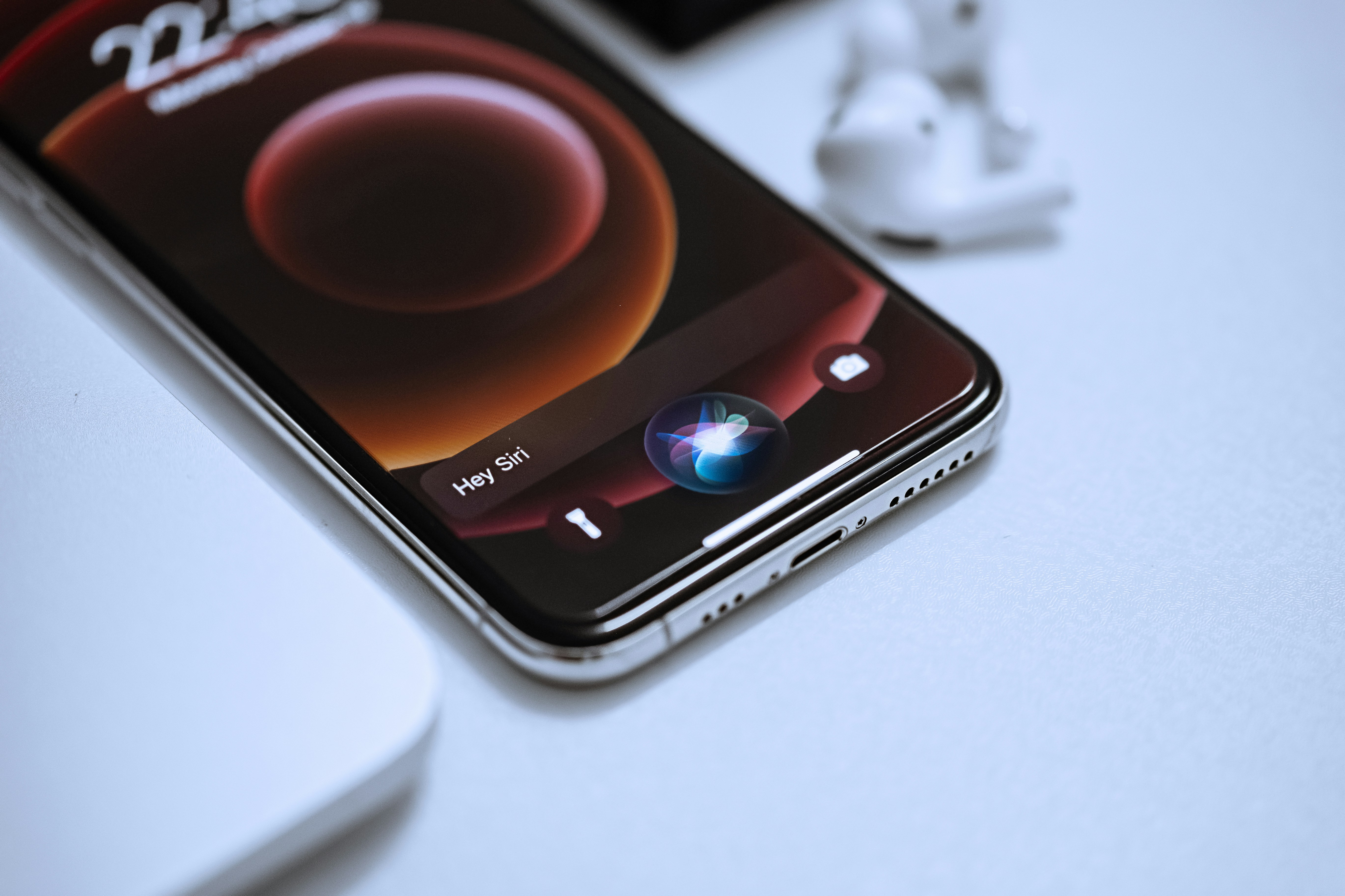 Apple étudie la possibilité d'abandonner l'expression "Siri" au profit de l'intelligence artificielle
