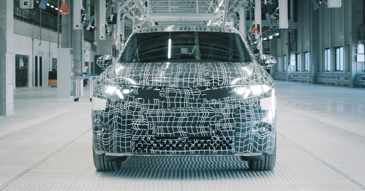Prototype BMW iX3 Neue Klasse Le prototype BMW iX3 Neue Klasse à l'usine BMW Group de Debrecen