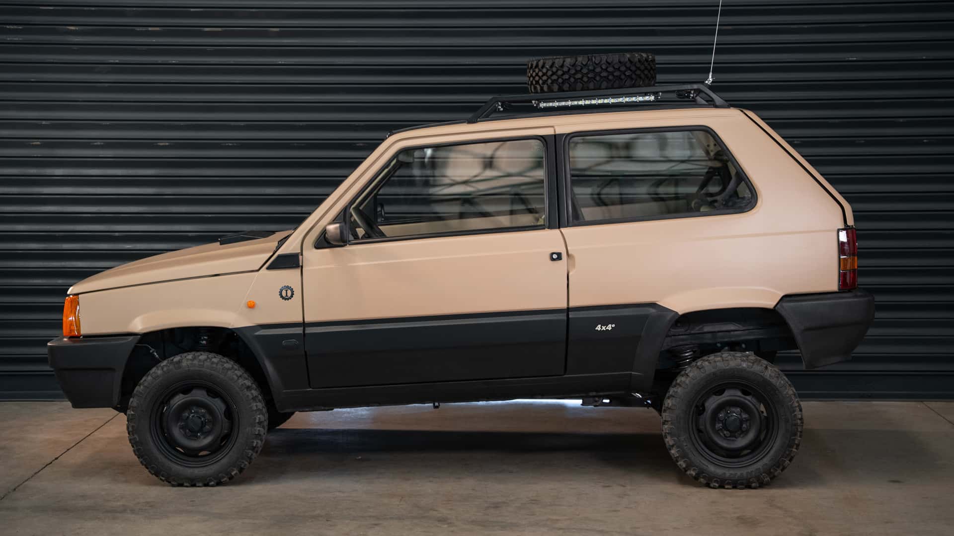 Panduccia est une version électrique de la Fiat Panda 4x4 (2) Panduccia est une version électrique de la Fiat Panda 4x4 (2)