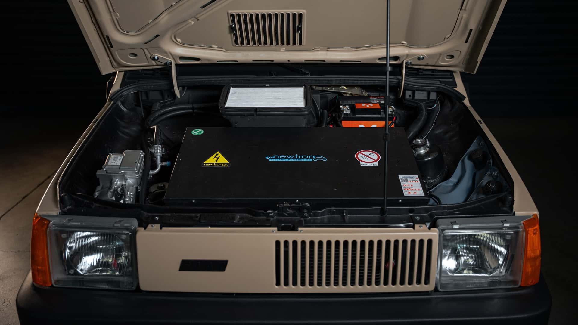 Panduccia est une version électrique de la Fiat Panda 4x4 (7) Panduccia est une version électrique de la Fiat Panda 4x4 (7)