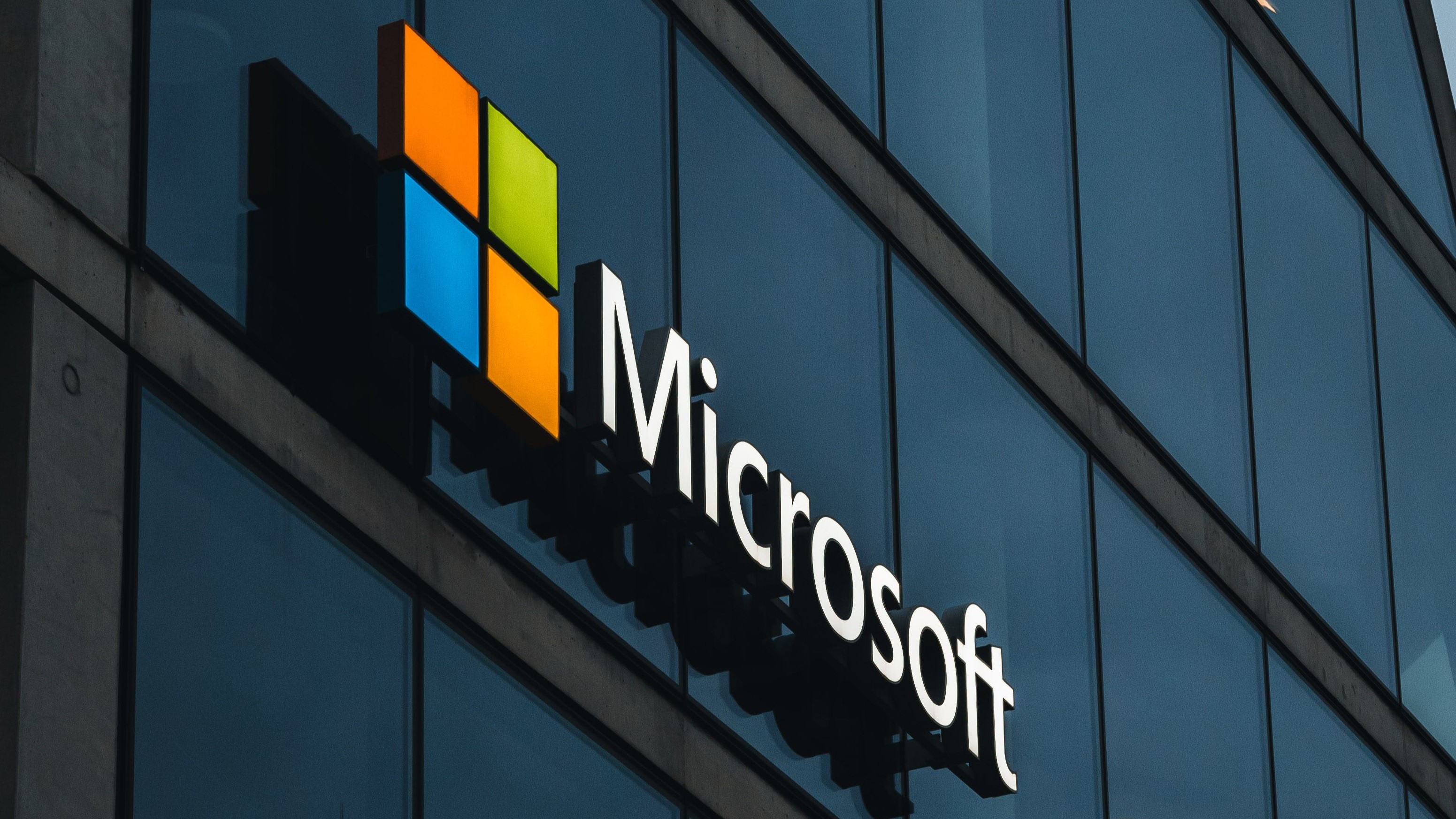 Les bénéfices de Microsoft augmentent de 33 % grâce aux investissements dans l'intelligence artificielle et l'informatique en nuage Les bénéfices de Microsoft augmentent de 33 % grâce aux investissements dans l'intelligence artificielle et l'informatique en nuage