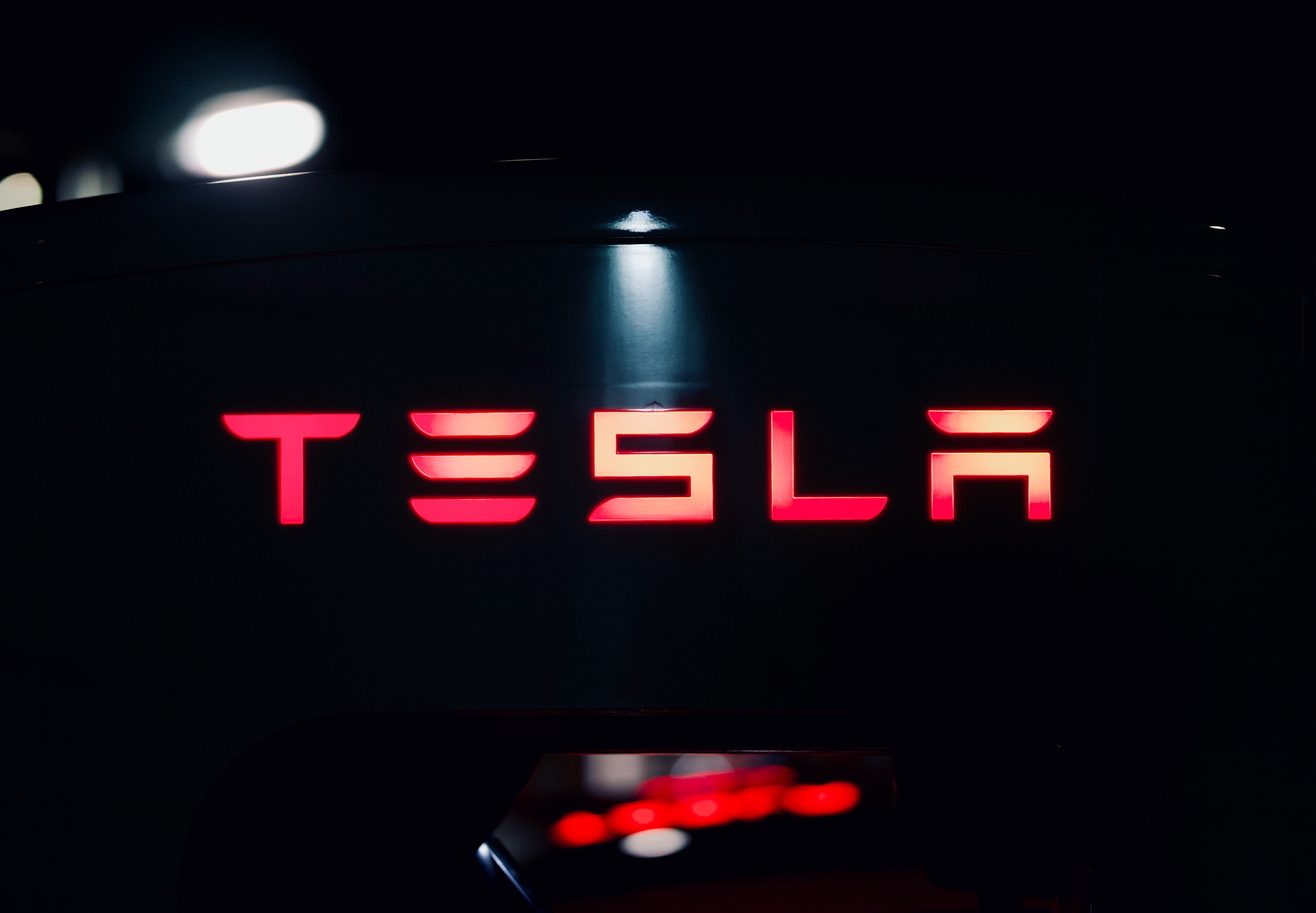 Le ministère américain de la Justice a demandé à Tesla de lui fournir des documents sur les fonctions de conduite autonome Autopilot et FSD. Le ministère américain de la Justice a demandé à Tesla de lui fournir des documents sur les fonctions de conduite autonome Autopilot et FSD.