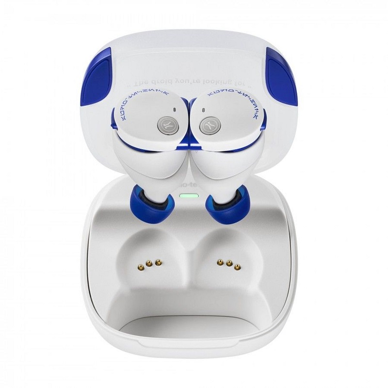 Casque "R2-D2" en bleu et blanc Casque "R2-D2" en bleu et blanc